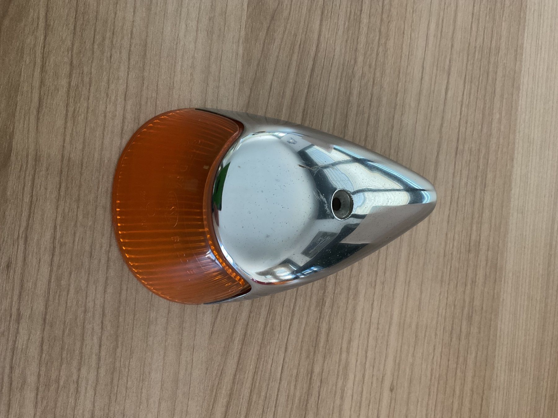 VW Tutti pezzi di ricambio auto: Blinkerglas vorne mit Chromgehäuse VW Käfer – Usato da Walterswil SO venduto da Porsche930