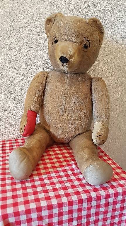 Jouets: Teddy Bär, alt – D'occasion à Ligerz par timmna