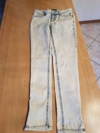 Pantalon jeans taille 36 marque M by Souitos 99% coton