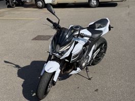 Kawasaki Z800 
