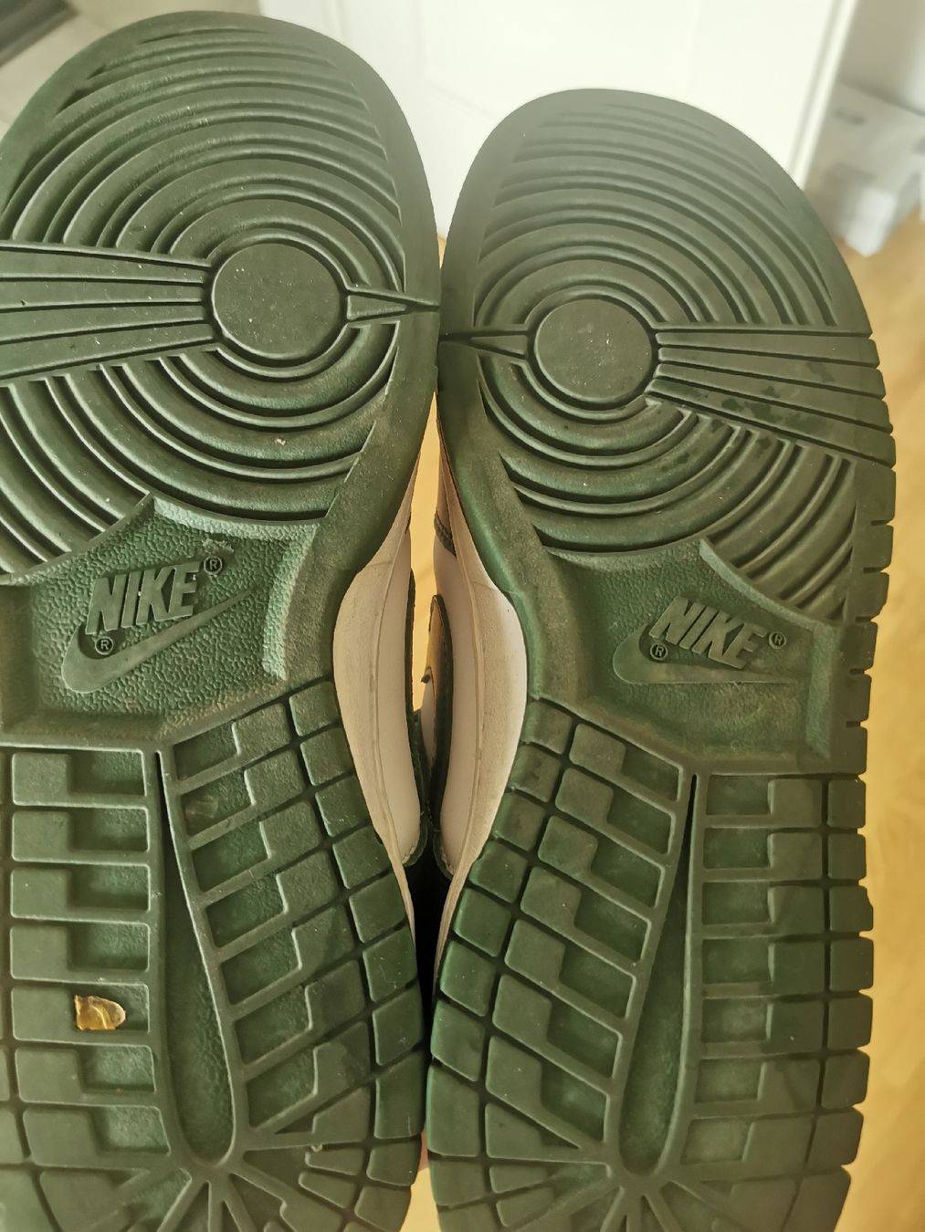 Nike Scarpe da uomo: Nike dunk low green team 42 – Usato da Bern venduto da ged_ffx9 4