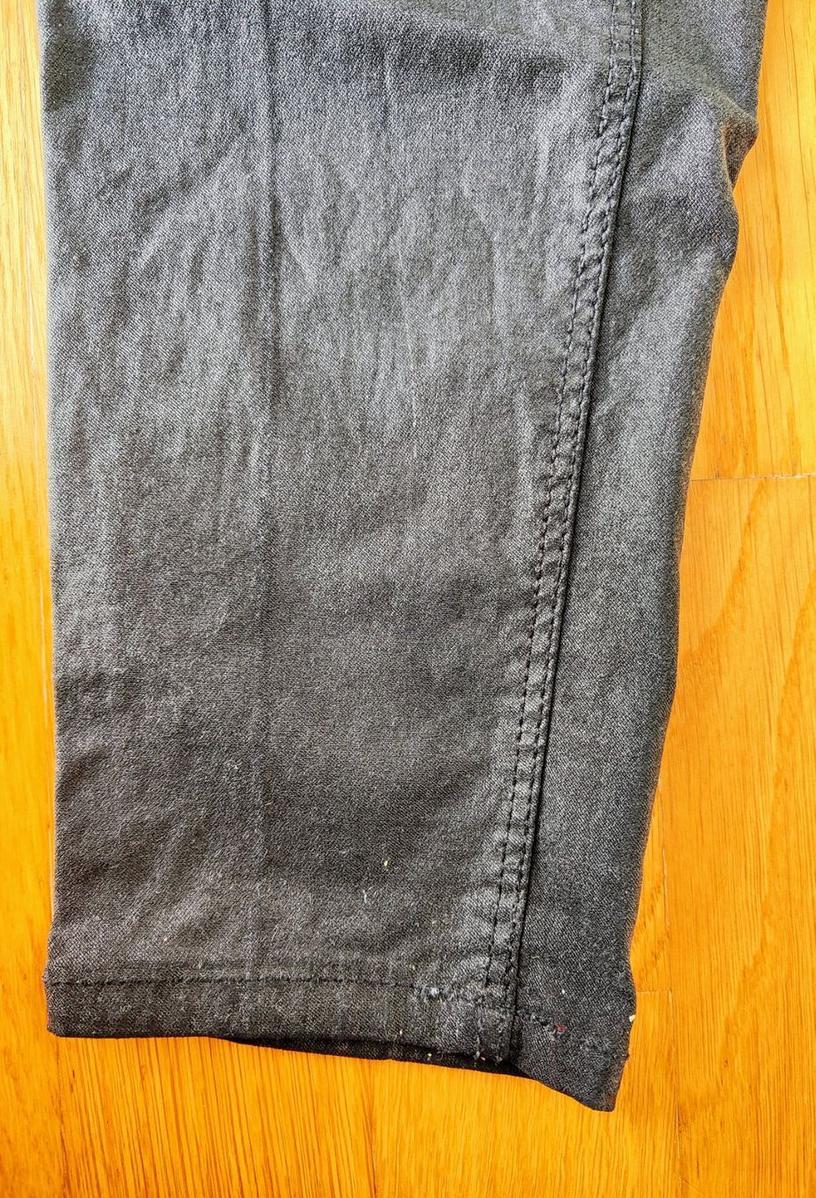 Stradivarius Pantaloni: Pantalon Stradivarius noir Taille M – Usato da Carouge GE venduto da for_8yym 2