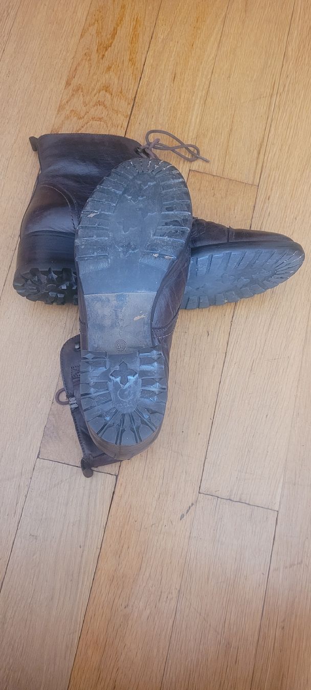 Scarpe da donna: Stefeletten Varese – Usato da Basel venduto da Da-vid3 3