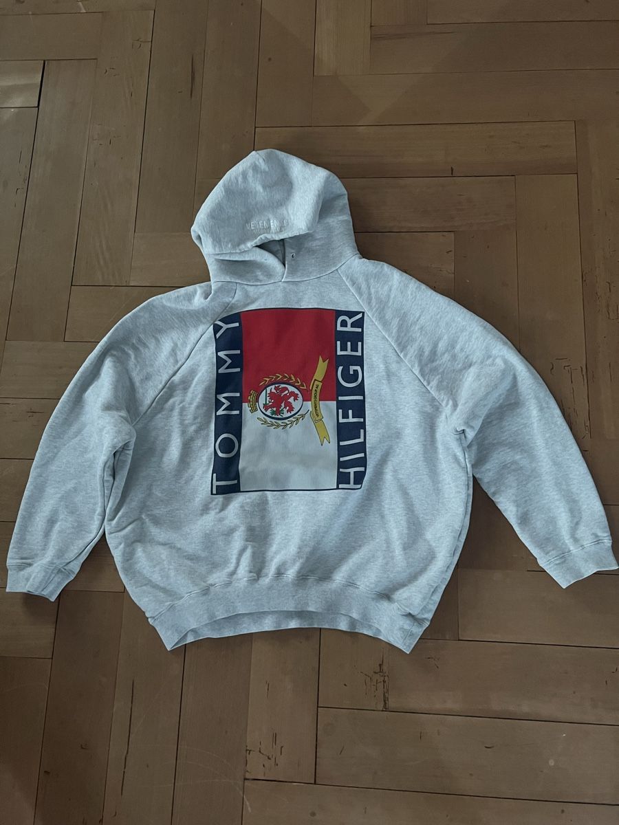 Maglioni & Felpe: Vetements Hoodie – Nuovo (secondo la descrizione) da Neuenegg venduto da dkfan1