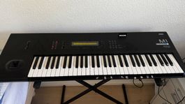 Synthesizer Korg M1 Music Workstation gebrauchter Zustand