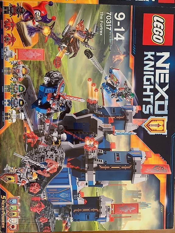 Spielzeuge: Nexo Knights Die rollende Festung – Gebraucht aus Birsfelden von jon_687v 3