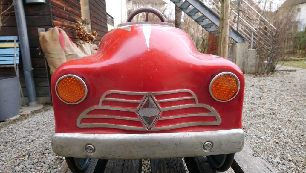 Veicoli per bambini: Ferbedo Bogward Tretauto – Usato da Winterthur venduto da Faeb6 3