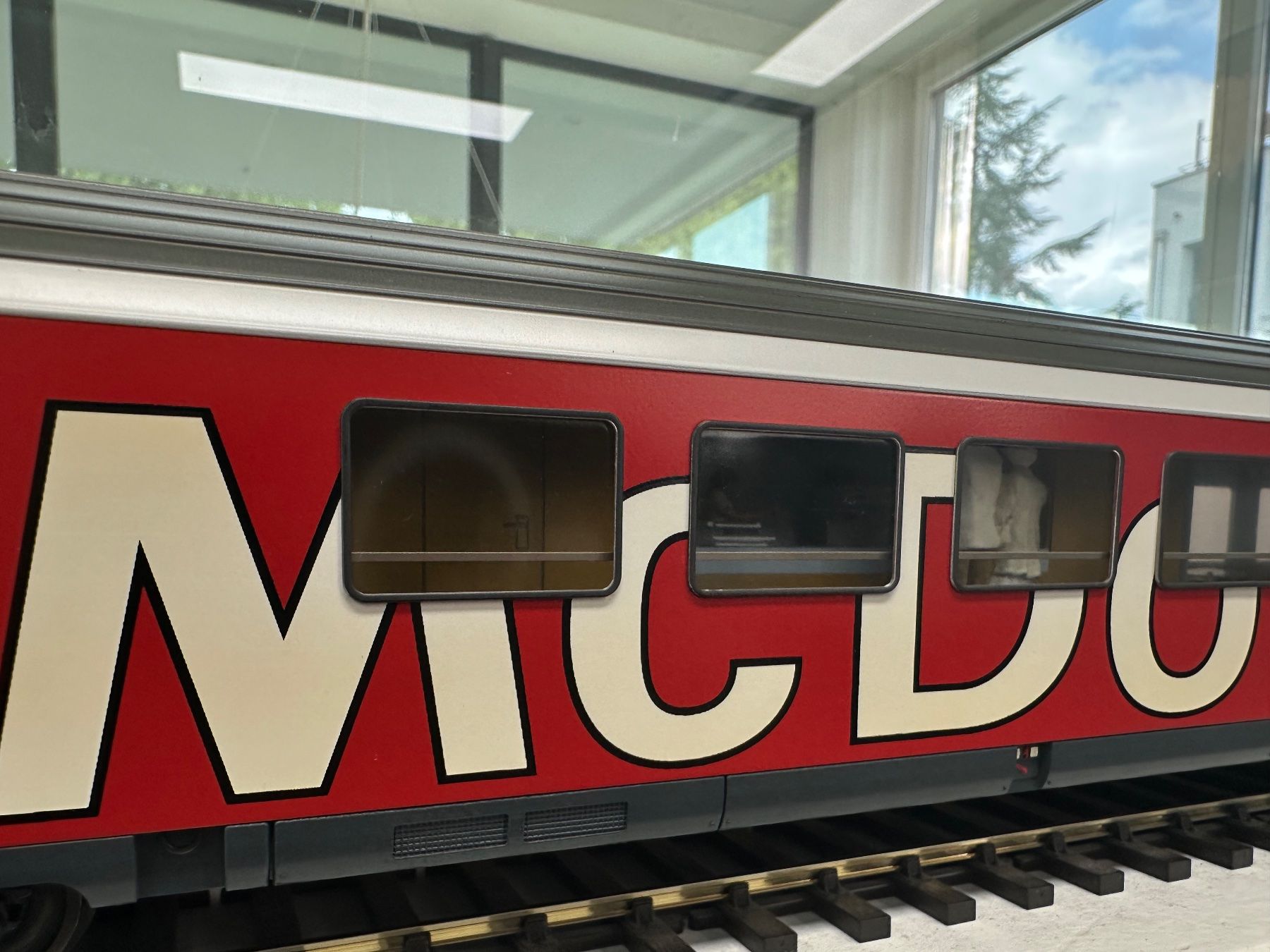 Trains électriques: Mc Donalds Speisewagen Herrmann Spur 0 – D'occasion à Steinhausen par Murano8 3