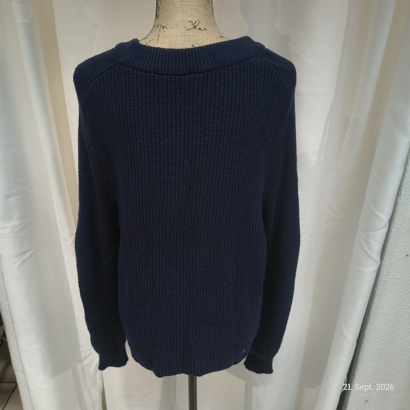 Zebra Pullover & Sweatshirts: Strickpullover Zebra dunkelblau Grösse L gebraucht – Gebraucht aus Emmetten von SecondhandSiska 1