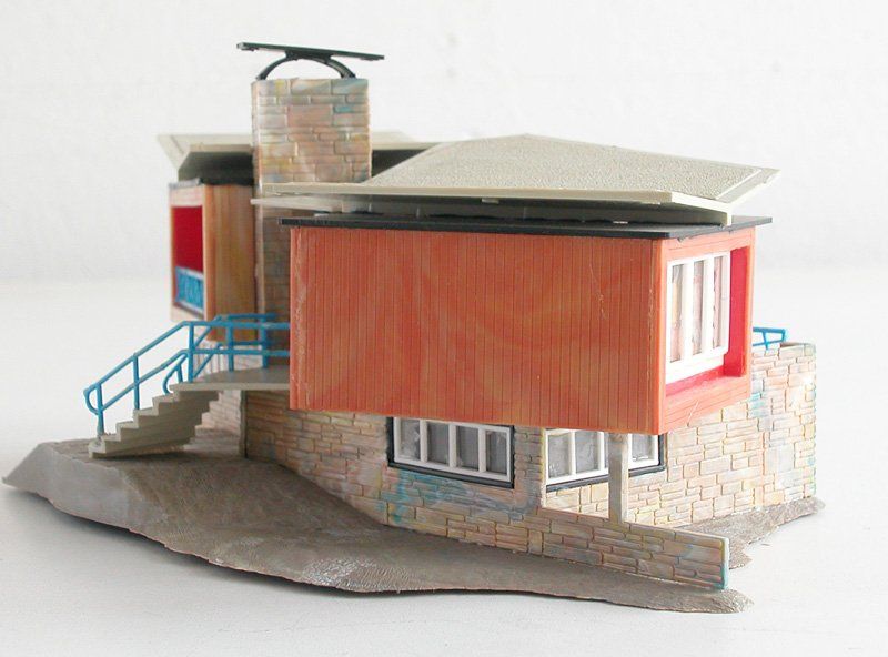 Faller Modellini di ferrovie: Faller moderne Villa 271 zu Spur H0 – Usato da Oberwil BL venduto da Klang 3