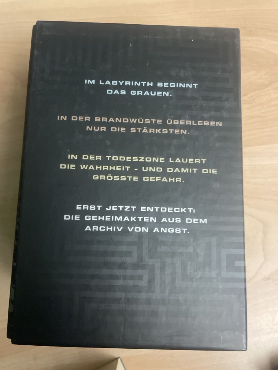 Libri: Maze Runner Trilogie von James Dashner, Top Zustand – Nuovo (secondo la descrizione) da Obergerlafingen venduto da cabo4 2
