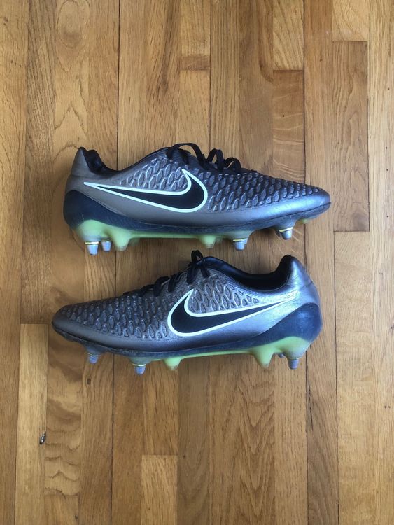 Chaussures de football Nike Tiempo 43 crampons en fer Kaufen