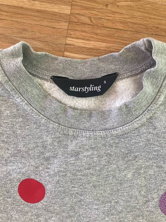 Maglioni & Felpe: Cooler Pullover mit bunten Punkten – Usato da Zürich venduto da rundeshaus1 1