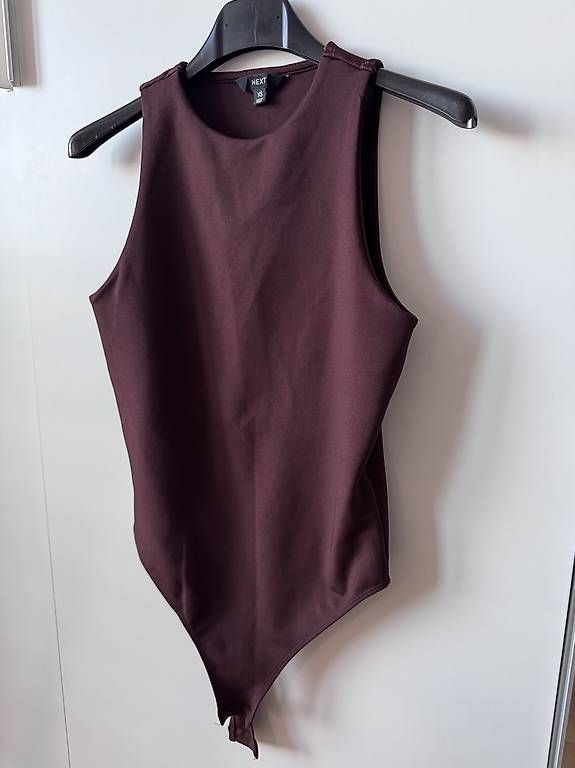 Top: Next Body Top bordeaux XS – Usato da Zürich venduto da mar_lwx5