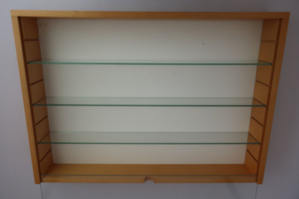 Schnapsglas-Vitrine Aus Massivholz – 28 Fächer, Freistehend Oder Wandmontierbar, Für Sammler (ca. 45x34x6,3 Cm)