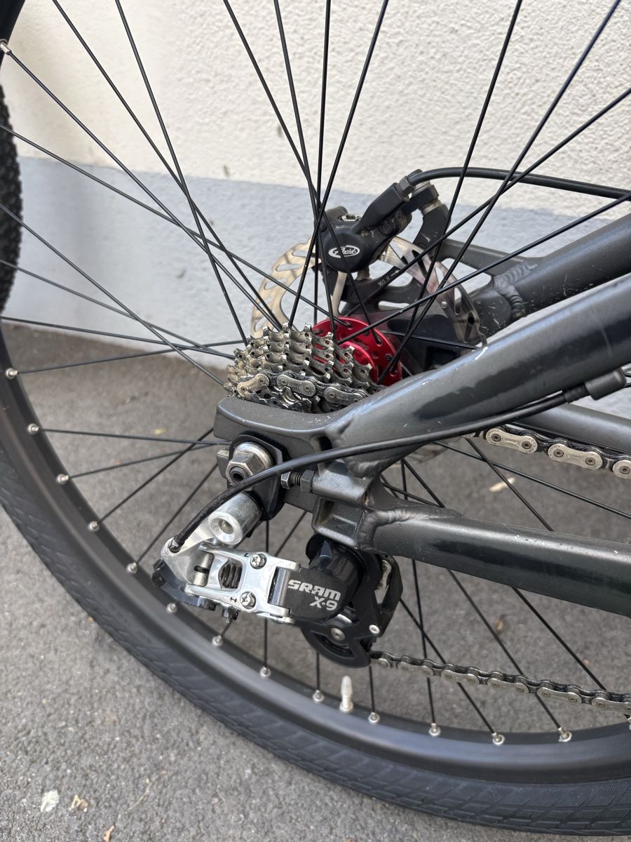 Specialized Velos: Specialized Dirt Jump Bike – Gebraucht aus Flawil von lar_582m 1