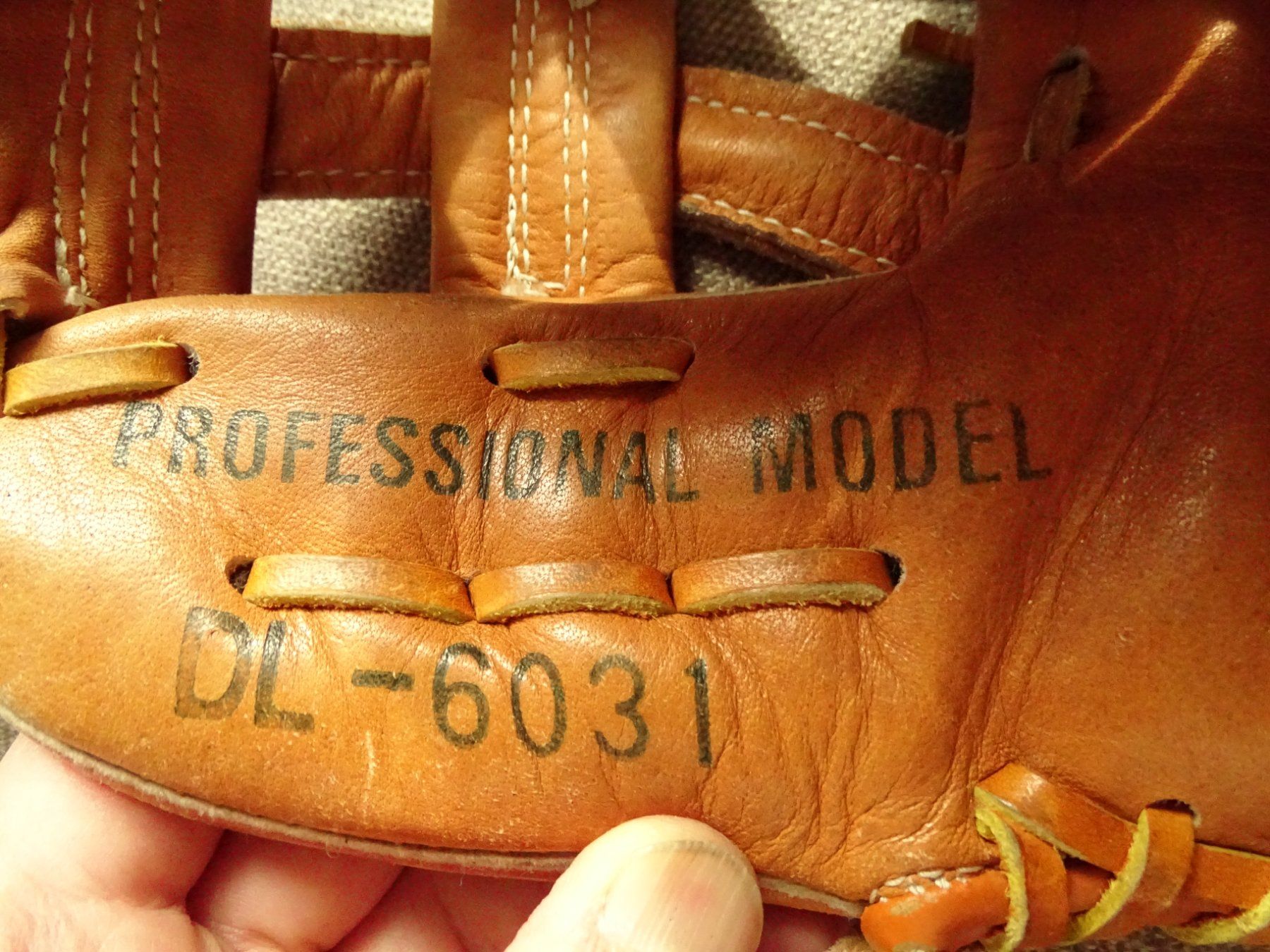 Gants & mitaines : Baseballhandschuh Leder  (linke Hand) – D'occasion à Hirzel par Musicman03 3