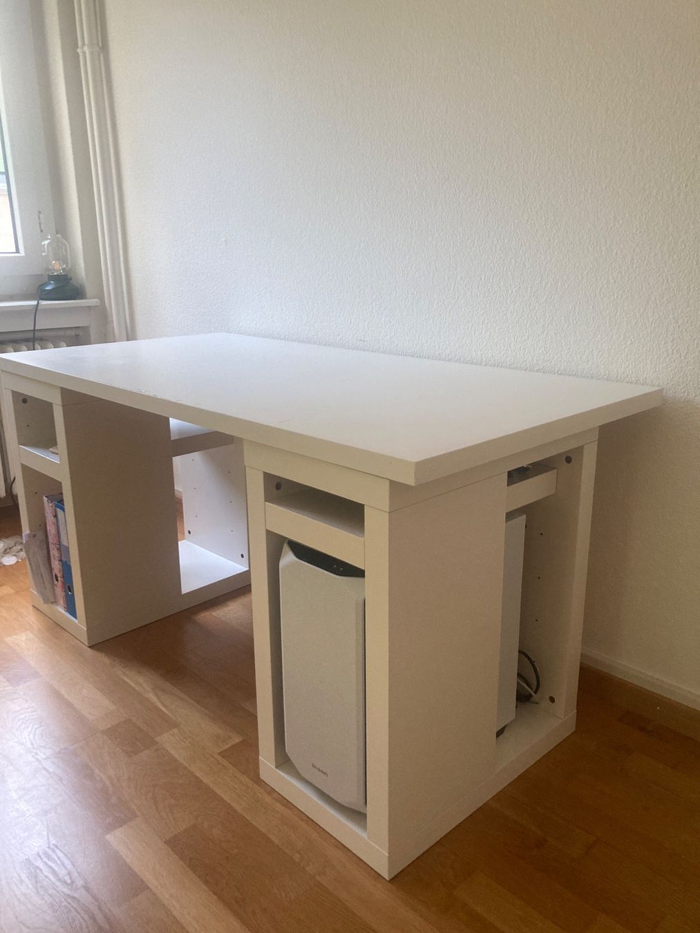Ikea Scrivanie: Schreibtisch Ikea weiss – Usato da Luzern venduto da JasFel 1