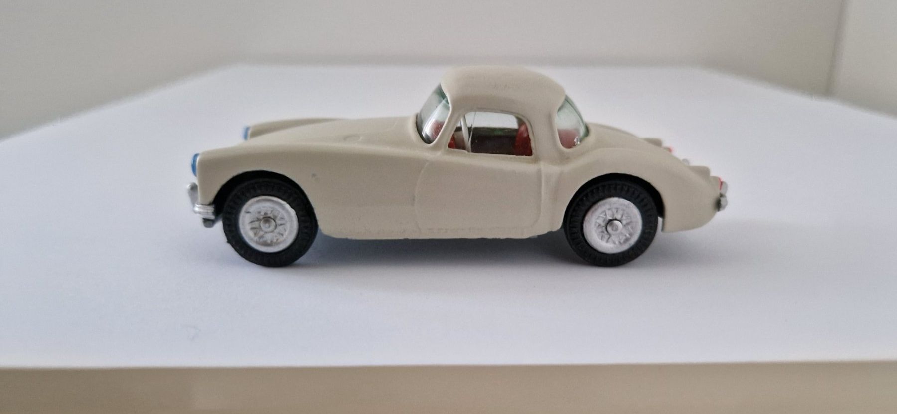Tekno Modellini d'auto: MG A, Tekno Denmark, 1 43 – Usato da Uster venduto da Reteps 6