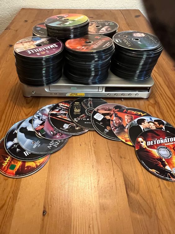 CD PLAYER PLUS CA 300 CD‘S (Gebraucht) in Schaffhausen für CHF 22 – nur ...