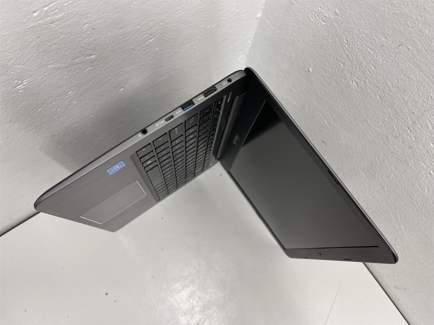 Asus Portables: Asus E403N – D'occasion à Niederdorf par LeptonAG 2