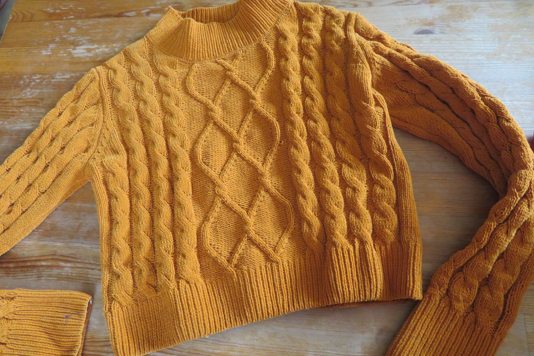Maglioni & Felpe: Strickpullover Gr. XS (wurde bei Gr. 164 getragen) – Usato da Steckborn venduto da Bibendum02