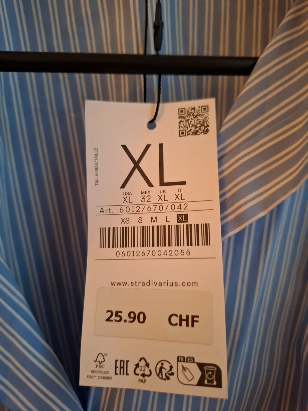 Stradivarius Camicette: Stradivarius fitted chemise – Nuovo e nell'imballaggio originale da Genève venduto da lea_v5yv 2