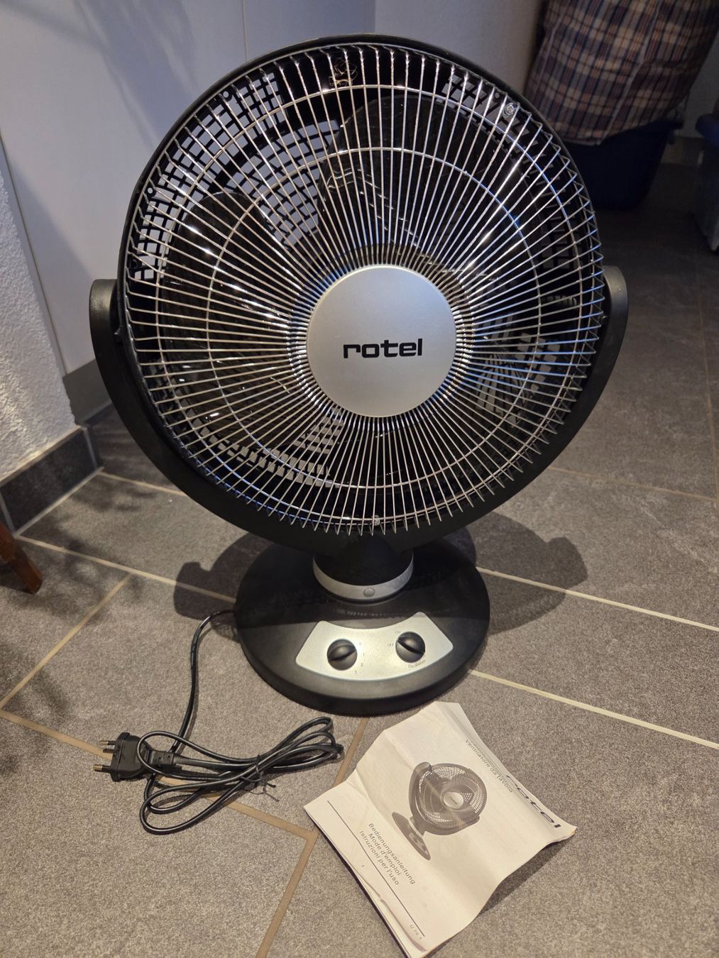 Rotel Ventilatori: Rotel Tischventilator Versand möglich – Nuovo (secondo la descrizione) da Wiesendangen venduto da Mizira