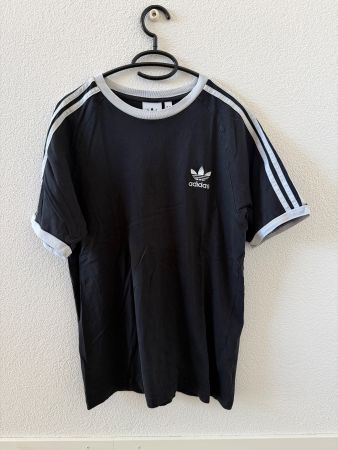 adidas Originals 3 STRIPES - T-Shirt - black