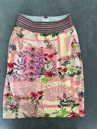 RIANI Designer Rock Blumenmuster Gr. 36 / 38