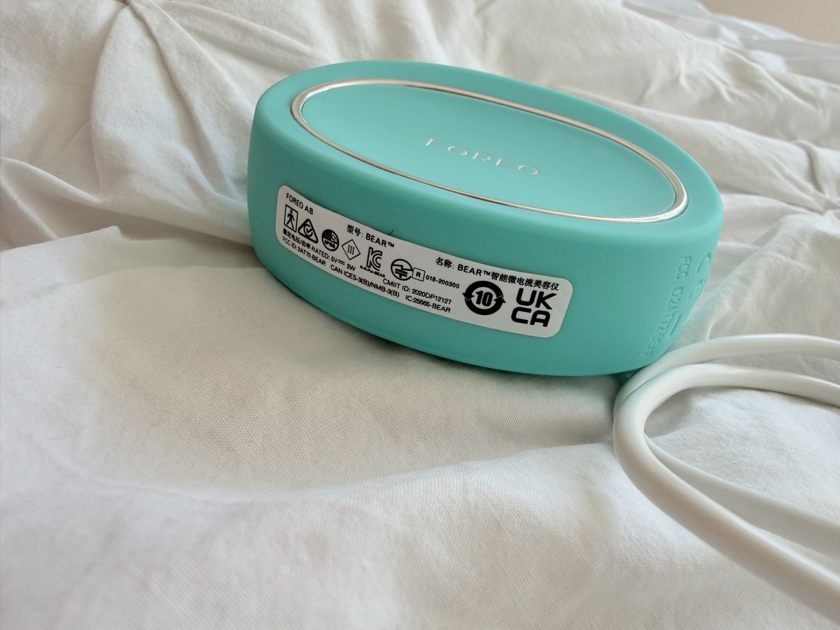 Foreo Soins du visage: Foreo BEAR App-Connected Microcurrent Toning Device – D'occasion à Chamoson par NLo_ 3
