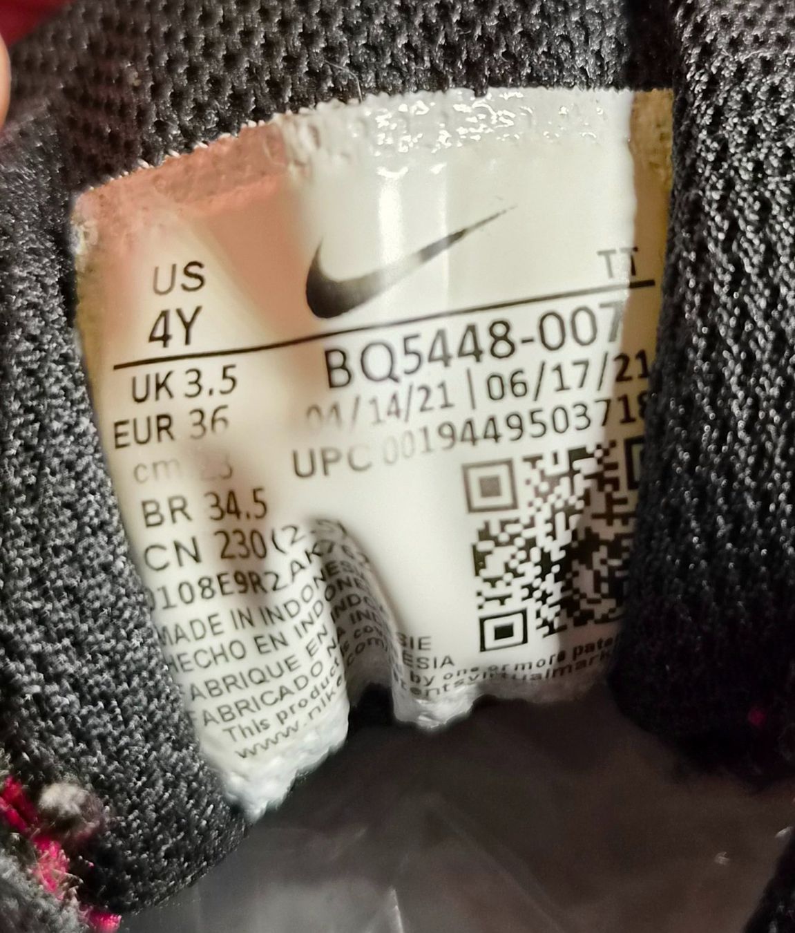 Nike Schuhe für Jungen: Sneaker Nike Kinder Grösse 36 – Gebraucht aus Hägglingen von pri_zdz5 7