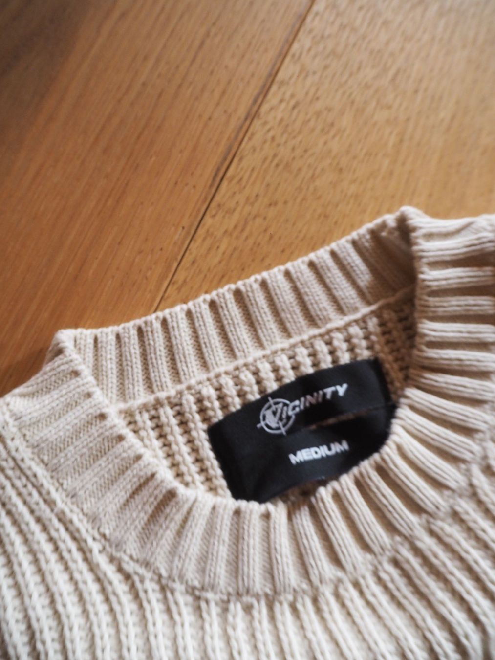 Maglioni & Felpe: Vicinity Knit Sweater – Nuovo (secondo la descrizione) da Saanen venduto da daniel.schm 2