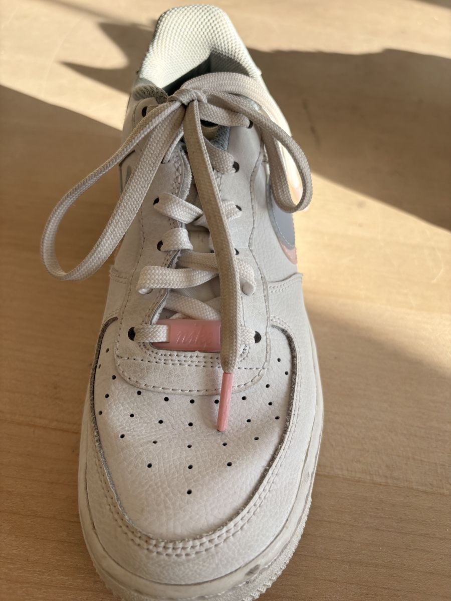 Nike Damenschuhe: Nike Air Force 1 – Neu (gemäss Beschreibung) aus Zürich von del_9vlj 2