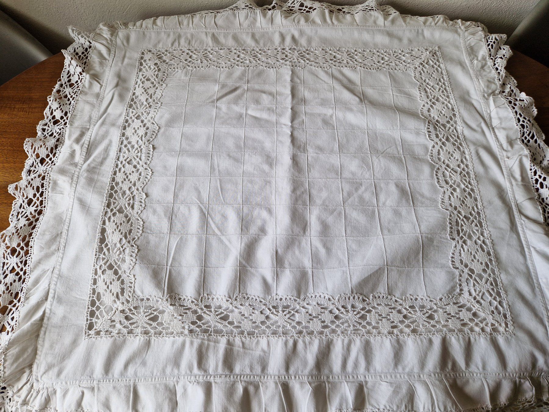 Biancheria da letto: Paradekissen mit Spitze, 86x82cm – Usato da Bern venduto da Antikbatik