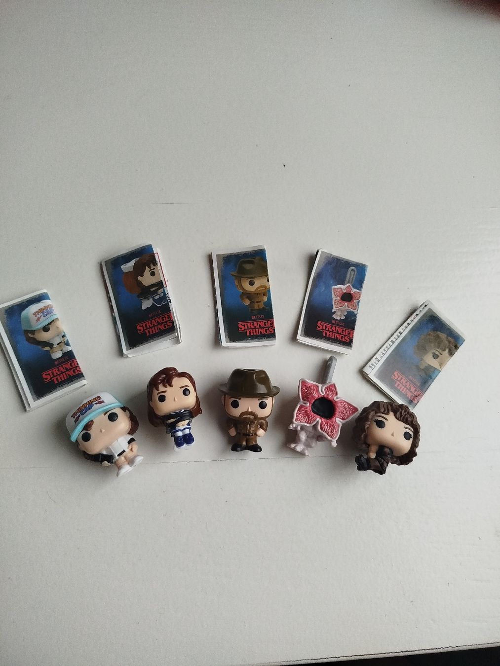 Funko Statuette: Stranger Things Kinder Joy 5 Funko pop – Nuovo (secondo la descrizione) da Windisch venduto da Ago_Zack