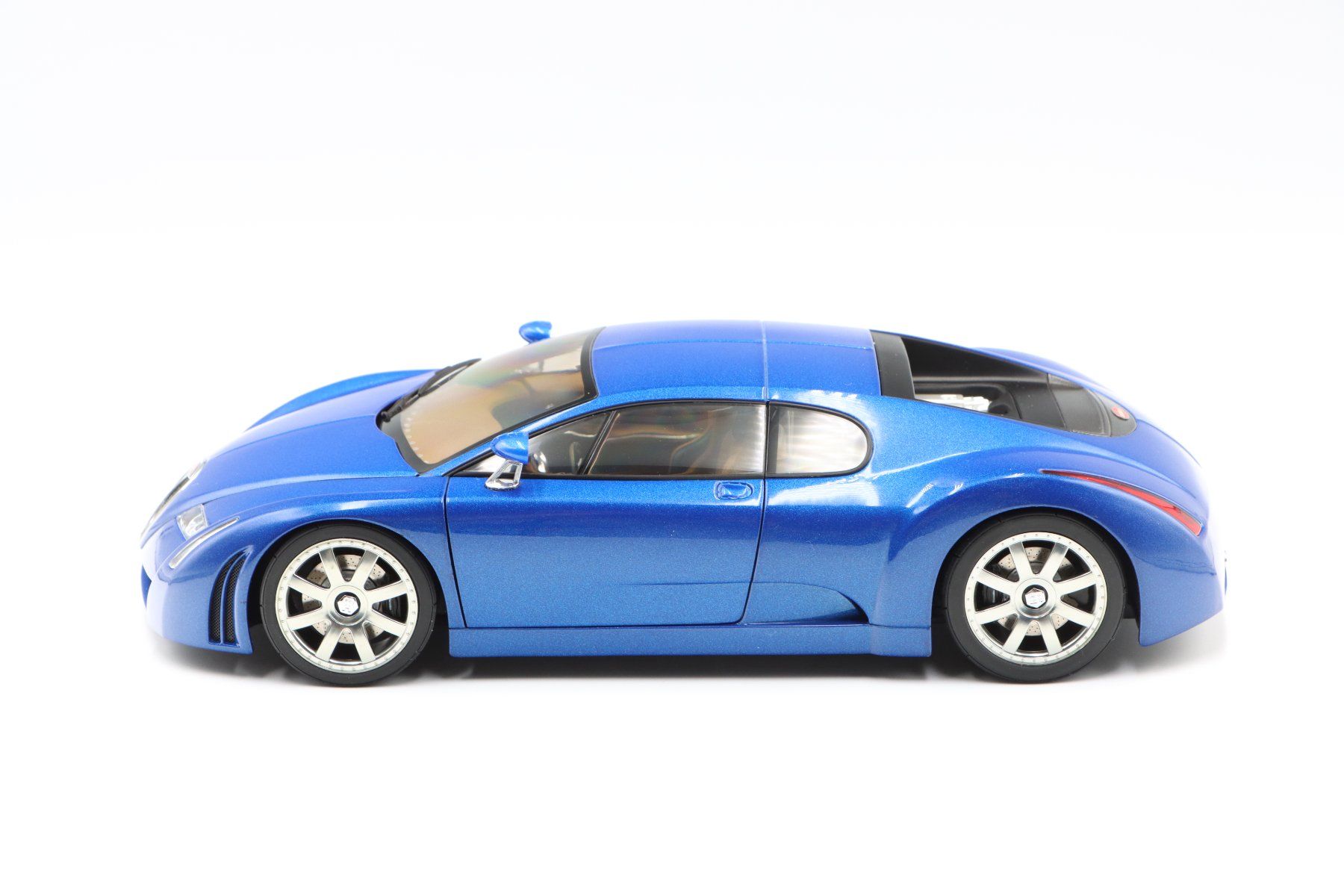 Bugatti Modellautos: Bugatti EB 18.3 Chiron 1999 1:18 AutoArt – Neu und originalverpackt aus Bühl b.Aarberg von modelldiecast 5