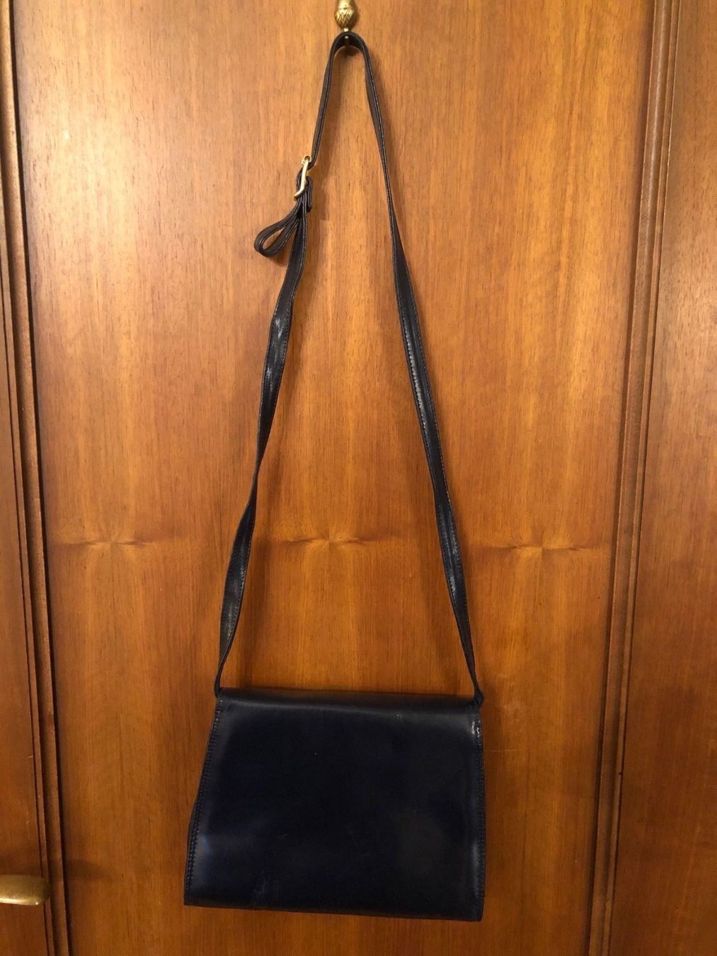 Sacs femmes: Handtasche Marke Guy Laroche ! – D'occasion à Brügg BE par schwimmer01 2