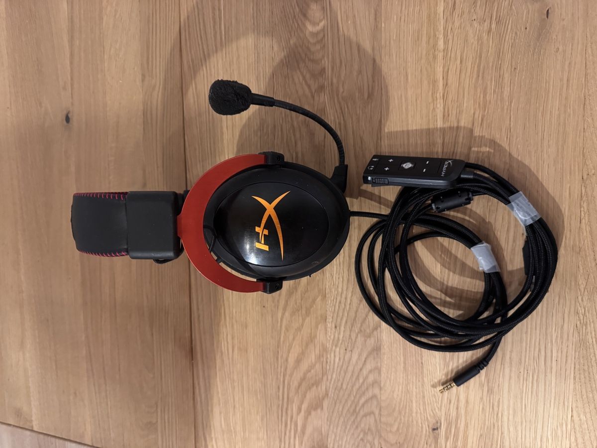 Sony Consoles: PS 5 Disc Edition  – D'occasion à Grächen par Patrick320 4