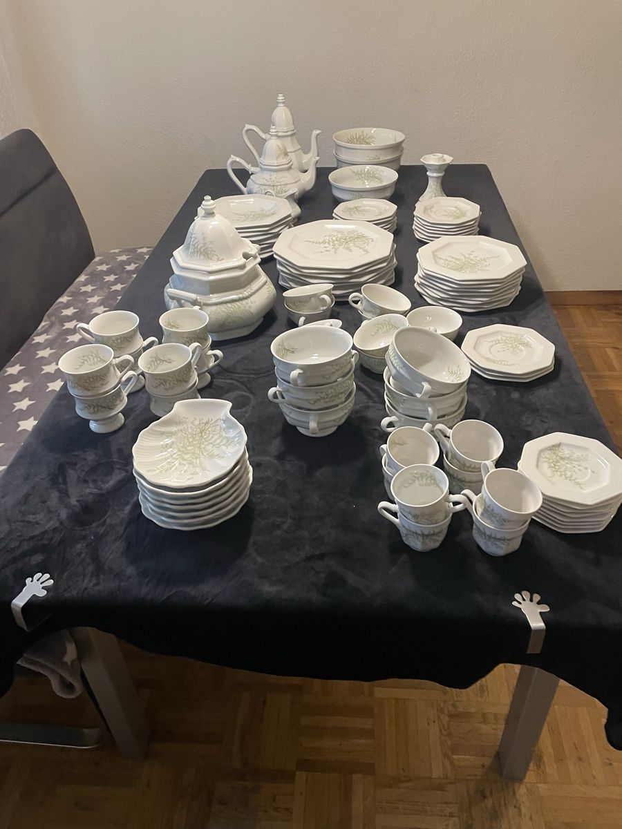 Set di piatti: Service – Usato da Berikon venduto da TheMangle 5