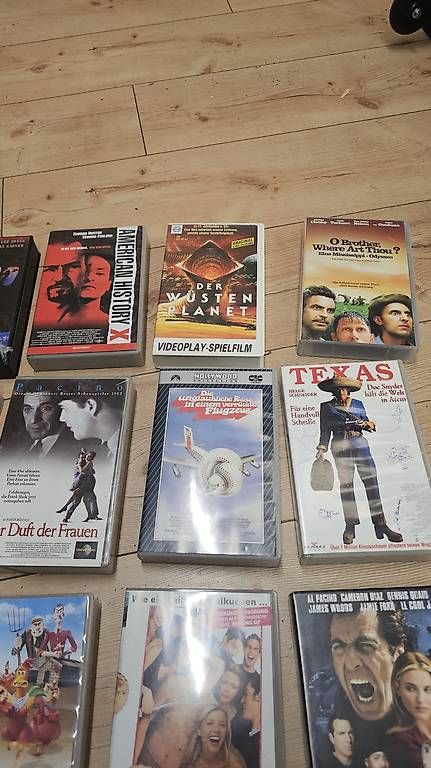 Tutti i VHS: VHS Videokassetten div. – Usato da Baden venduto da Gwaihir35 2