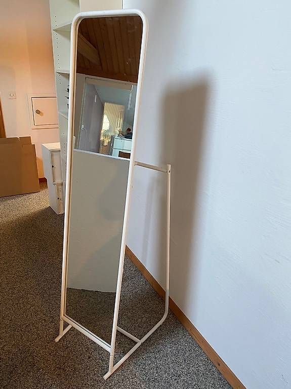 Specchi: Spiegel Knapper – Usato da Mühlau venduto da Johuiii