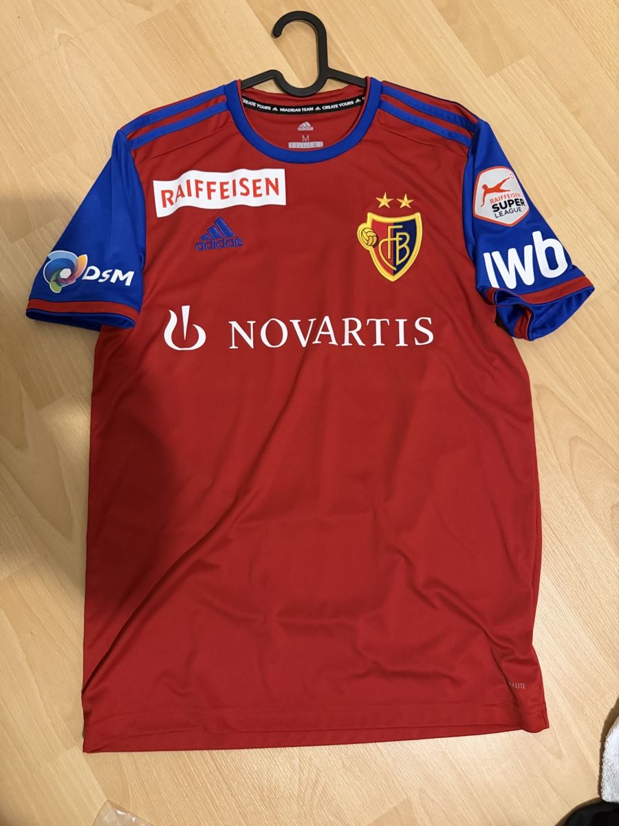 Canottiere & Pantaloni: FC Basel Trikot 19/20 – Nuovo (secondo la descrizione) da Reinach BL venduto da Schaenzilia