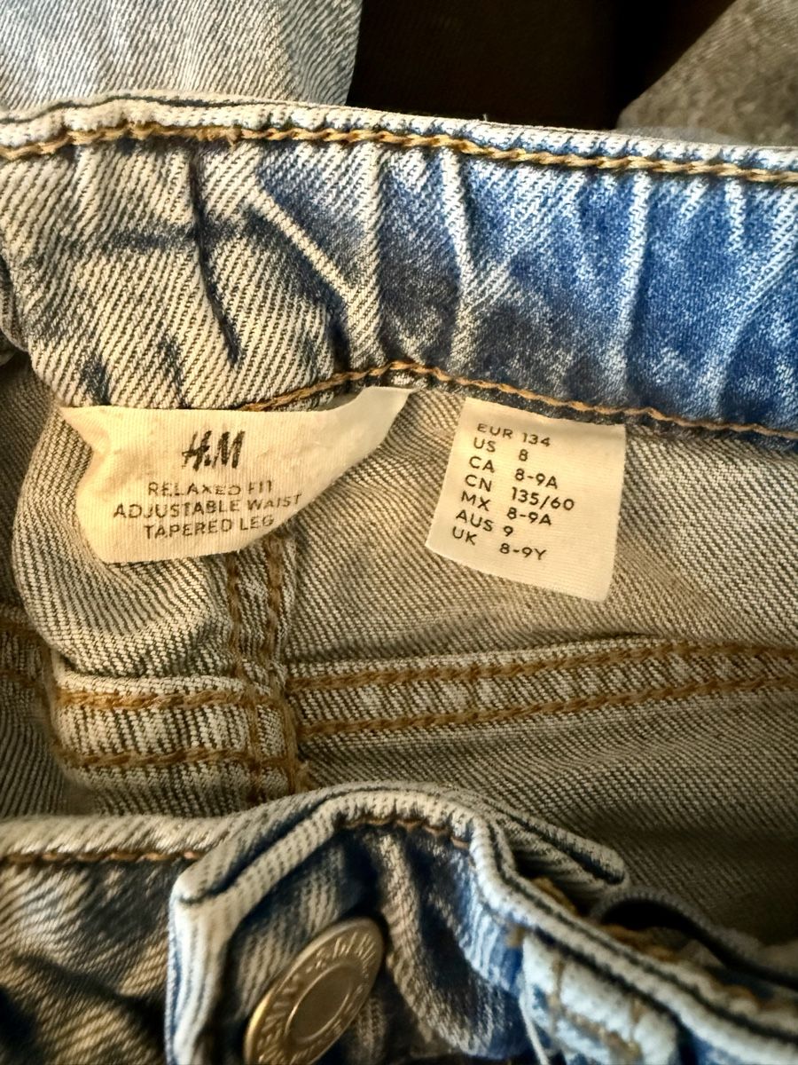 H&M Pantaloni: H&M Jeans Grösse 134 – Usato da Biel/Bienne venduto da do__q8td 2