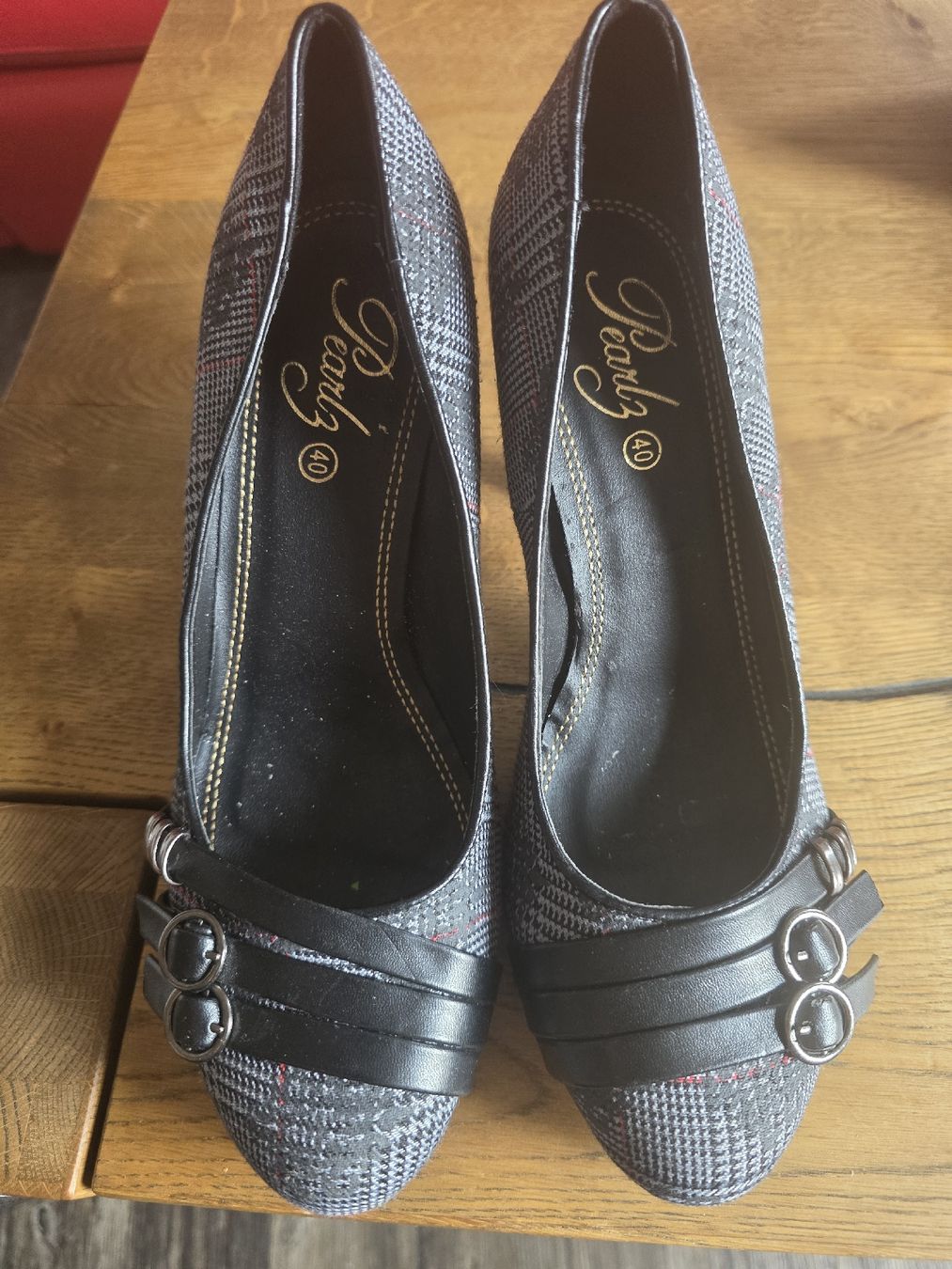 Damenschuhe: Neue Damenschuhe, Grösse 40, – Neu und originalverpackt aus Oberengstringen von Loni2015