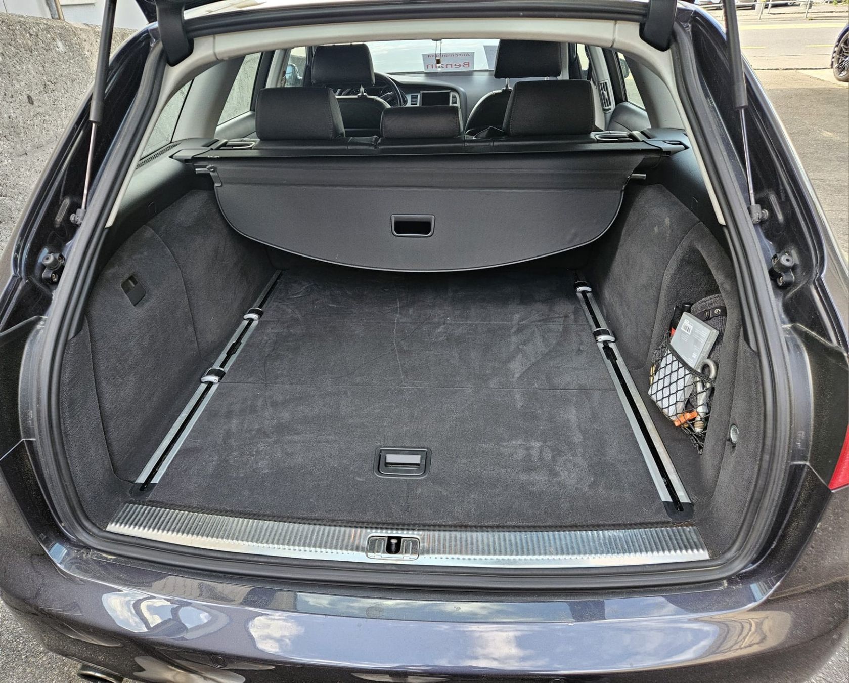Audi Automobili: AUDI A6 Avant Quattro 3.2 V6 – Usato da Biel/Bienne venduto da erw_h27c 8