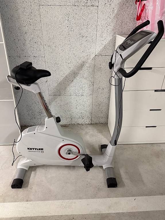 Kettler Hometrainer: Kettler Heimtrainer Ergometer E3 (neuwertig) – Usato da Thalwil venduto da Wilhelm85