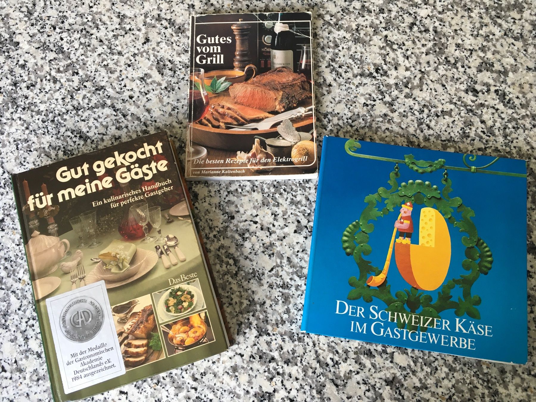 Bücher: Kochbücher Sammlung: Grill, Schweizer Käse, Gäste – Gebraucht aus Freienwil von Hubi030