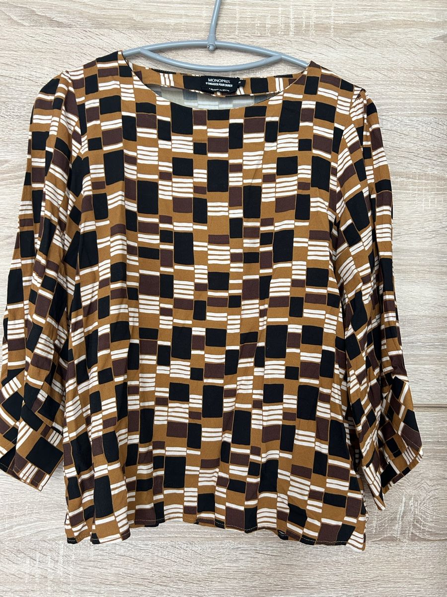 Tuniche: Blouse – Usato da Lausanne venduto da naranjo