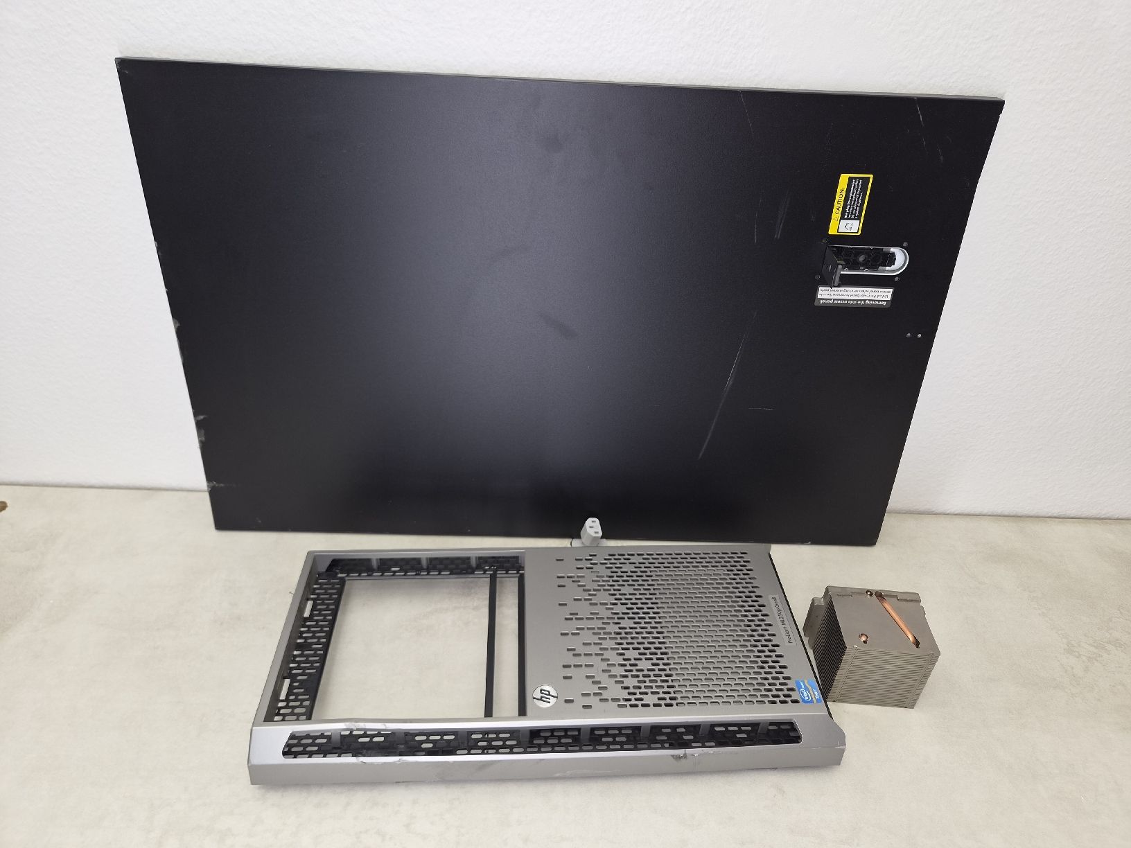 Hewlett Packard Server: HP ProLiant ML350p Gen8 Server Motherboard – Usato da SCHAFFHAUSEN venduto da Atami99 7